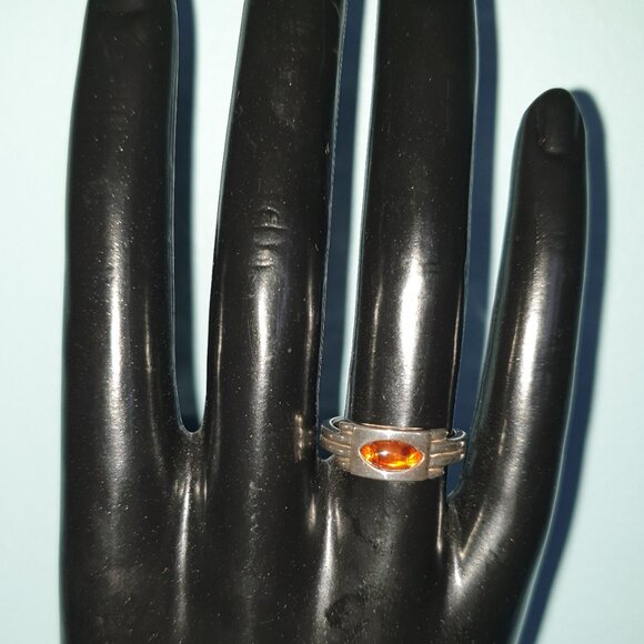 Elegant Baltic Amber 925 Sterling Silver Ring - Picture 6 of 9